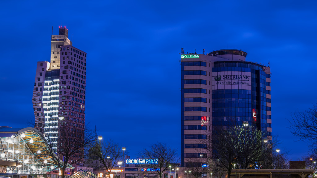 Brněnské mrakodrapy AZ + M-Palác
