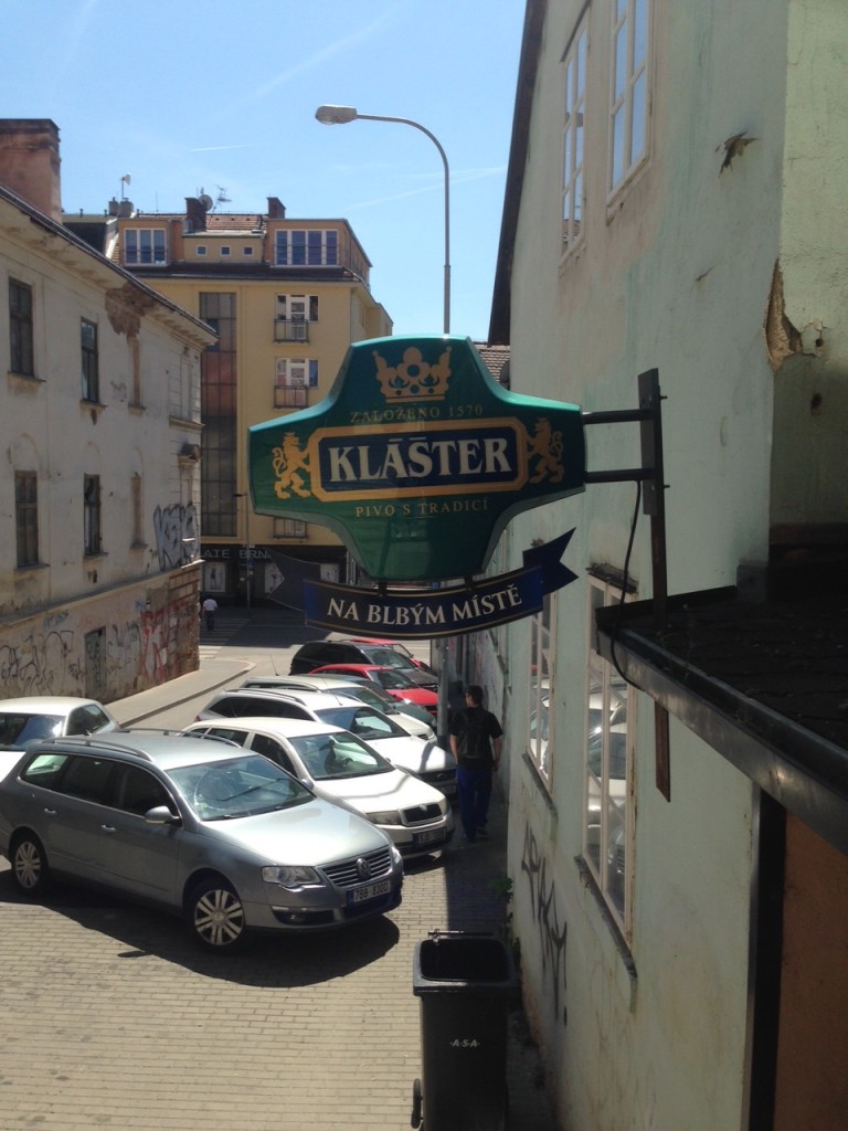 Restaurace "Na blbým místě" v Brně